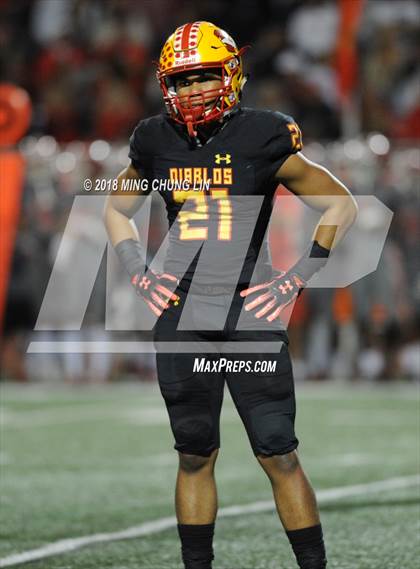 Thumbnail 2 in Mater Dei vs. Mission Viejo (CIF SS D1 Quarterfinal) photogallery.