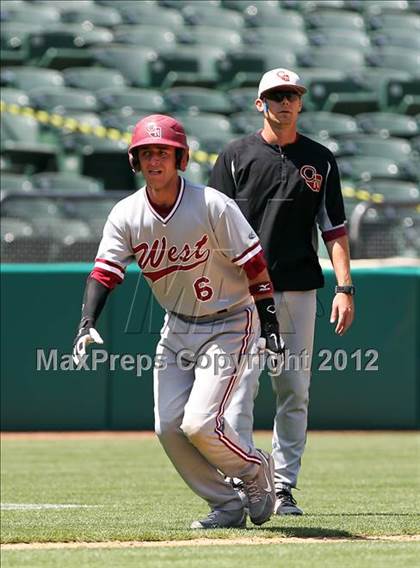 Thumbnail 2 in Campolindo vs. Clovis West (Dave Stewart/Oakland A's Showdown) photogallery.