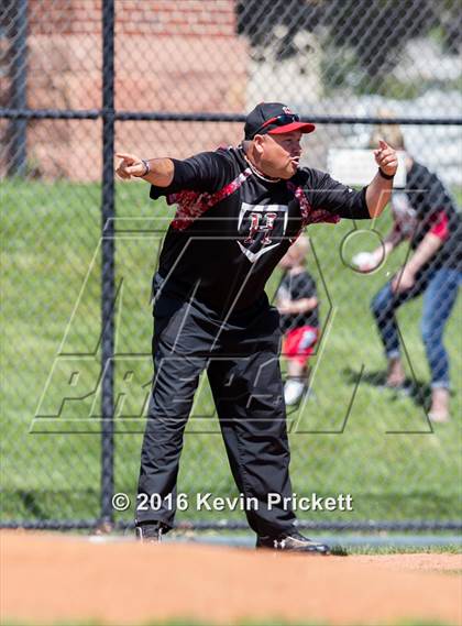 Thumbnail 1 in Fleming vs. Holly (CHSAA 1A Final) photogallery.