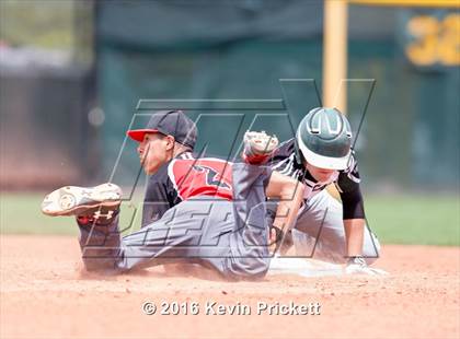 Thumbnail 2 in Fleming vs. Holly (CHSAA 1A Final) photogallery.