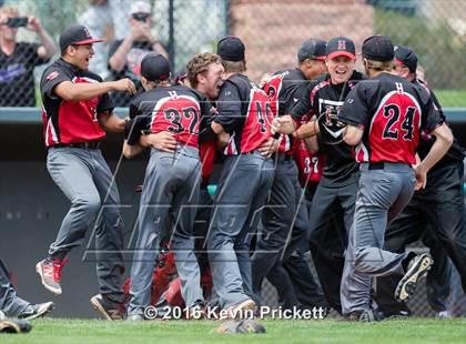 Thumbnail 2 in Fleming vs. Holly (CHSAA 1A Final) photogallery.
