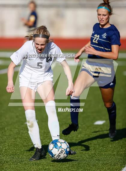 Thumbnail 1 in Lakewood vs Legacy (CHSAA 5A Playoff Rd 1) photogallery.
