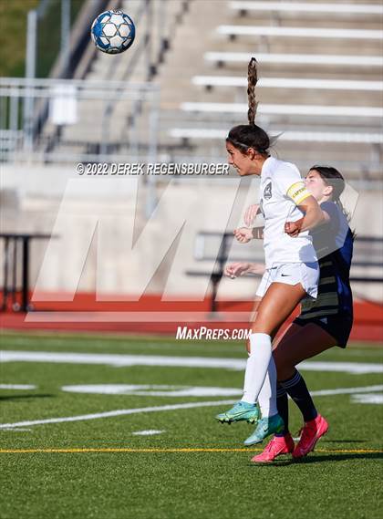 Thumbnail 1 in Lakewood vs Legacy (CHSAA 5A Playoff Rd 1) photogallery.