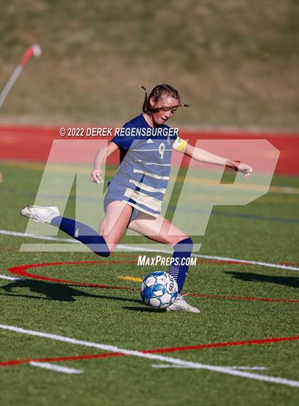 Thumbnail 1 in Lakewood vs Legacy (CHSAA 5A Playoff Rd 1) photogallery.