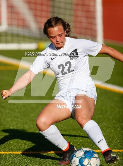 Thumbnail 3 in Lakewood vs Legacy (CHSAA 5A Playoff Rd 1) photogallery.