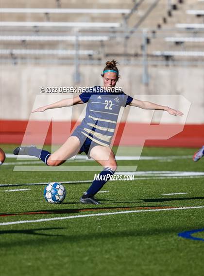 Thumbnail 1 in Lakewood vs Legacy (CHSAA 5A Playoff Rd 1) photogallery.