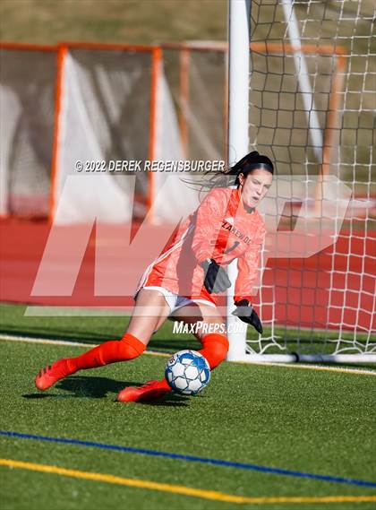 Thumbnail 2 in Lakewood vs Legacy (CHSAA 5A Playoff Rd 1) photogallery.