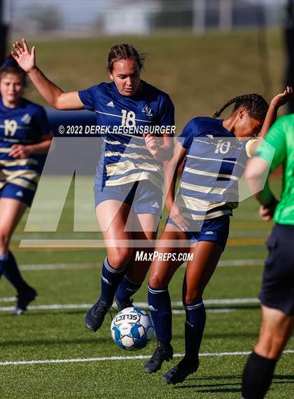 Thumbnail 1 in Lakewood vs Legacy (CHSAA 5A Playoff Rd 1) photogallery.