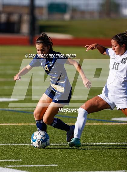 Thumbnail 1 in Lakewood vs Legacy (CHSAA 5A Playoff Rd 1) photogallery.