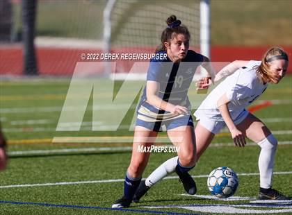 Thumbnail 3 in Lakewood vs Legacy (CHSAA 5A Playoff Rd 1) photogallery.