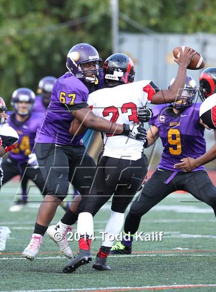 Thumbnail 2 in Bridgeport Central @ Westhill photogallery.