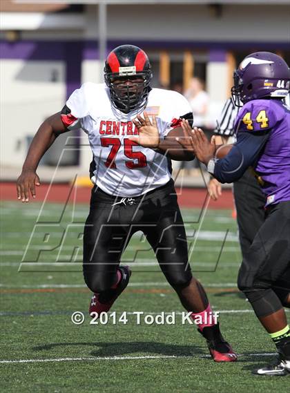 Thumbnail 1 in Bridgeport Central @ Westhill photogallery.