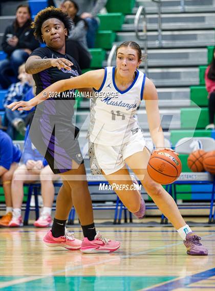Thumbnail 3 in Omaha Central @ Millard North (NSAA District A-4 Final) photogallery.