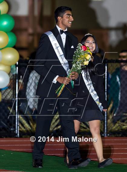 Thumbnail 2 in Washington @ Moreau Catholic photogallery.