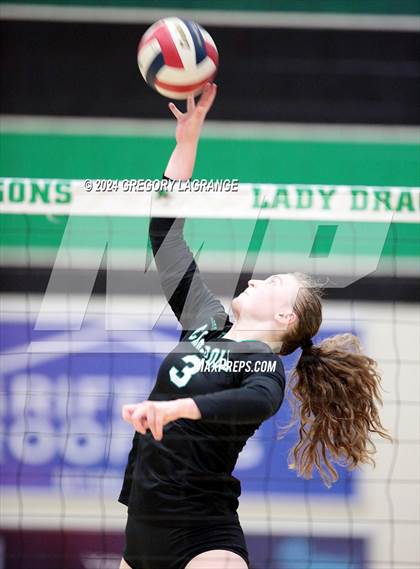 Thumbnail 2 in V.R. Eaton vs Southlake Carroll photogallery.
