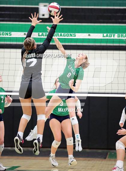 Thumbnail 1 in V.R. Eaton vs Southlake Carroll photogallery.