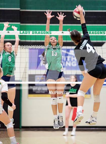 Thumbnail 1 in V.R. Eaton vs Southlake Carroll photogallery.
