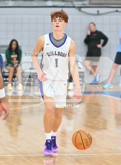 Thumbnail 2 in Phoenix Country Day vs. Queen Creek (Section 7) photogallery.
