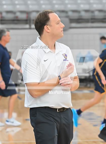 Thumbnail 1 in Phoenix Country Day vs. Queen Creek (Section 7) photogallery.