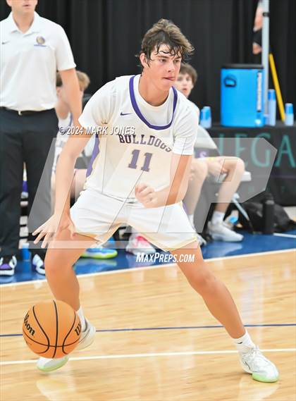 Thumbnail 1 in Phoenix Country Day vs. Queen Creek (Section 7) photogallery.