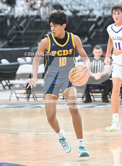 Thumbnail 1 in Phoenix Country Day vs. Queen Creek (Section 7) photogallery.