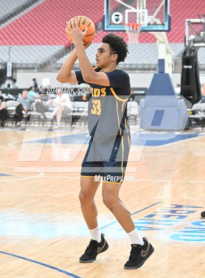 Thumbnail 1 in Phoenix Country Day vs. Queen Creek (Section 7) photogallery.