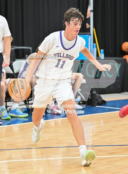 Thumbnail 3 in Phoenix Country Day vs. Queen Creek (Section 7) photogallery.