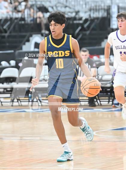Thumbnail 3 in Phoenix Country Day vs. Queen Creek (Section 7) photogallery.