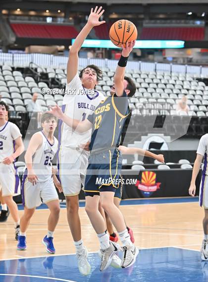 Thumbnail 1 in Phoenix Country Day vs. Queen Creek (Section 7) photogallery.