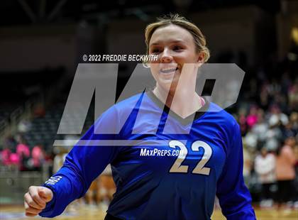 Thumbnail 2 in Lindsay vs. Windthorst (UIL 2A Final) photogallery.