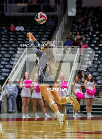 Thumbnail 3 in Lindsay vs. Windthorst (UIL 2A Final) photogallery.