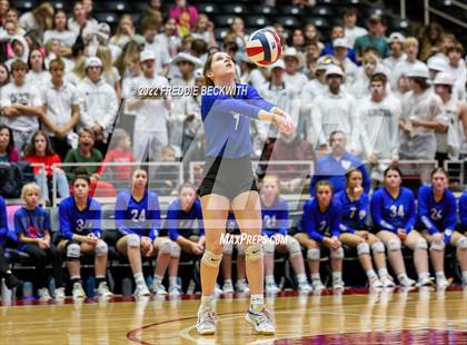 Thumbnail 3 in Lindsay vs. Windthorst (UIL 2A Final) photogallery.