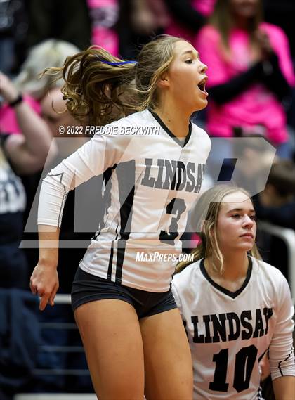 Thumbnail 3 in Lindsay vs. Windthorst (UIL 2A Final) photogallery.
