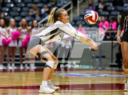 Thumbnail 3 in Lindsay vs. Windthorst (UIL 2A Final) photogallery.