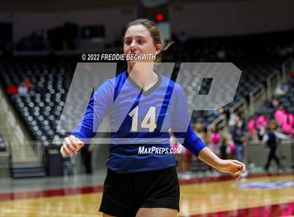 Thumbnail 1 in Lindsay vs. Windthorst (UIL 2A Final) photogallery.