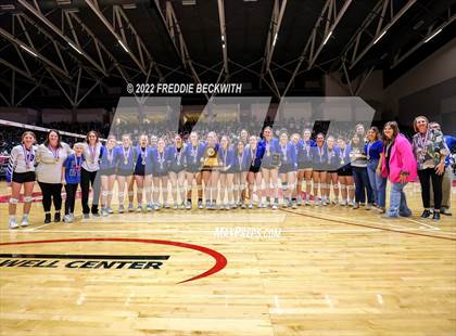 Thumbnail 3 in Lindsay vs. Windthorst (UIL 2A Final) photogallery.