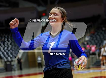 Thumbnail 2 in Lindsay vs. Windthorst (UIL 2A Final) photogallery.