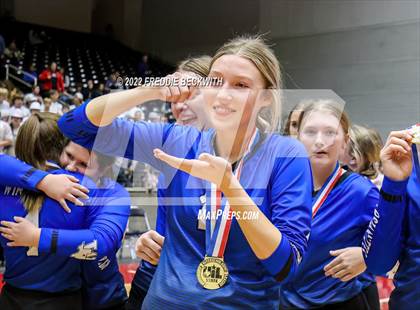 Thumbnail 2 in Lindsay vs. Windthorst (UIL 2A Final) photogallery.