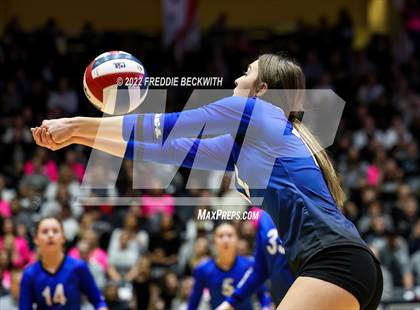 Thumbnail 2 in Lindsay vs. Windthorst (UIL 2A Final) photogallery.