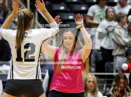 Thumbnail 2 in Lindsay vs. Windthorst (UIL 2A Final) photogallery.