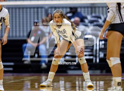 Thumbnail 1 in Lindsay vs. Windthorst (UIL 2A Final) photogallery.