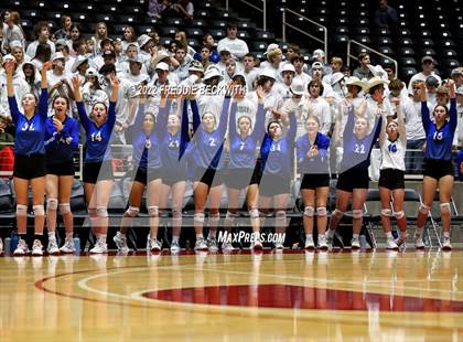 Thumbnail 1 in Lindsay vs. Windthorst (UIL 2A Final) photogallery.