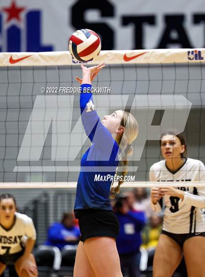 Thumbnail 2 in Lindsay vs. Windthorst (UIL 2A Final) photogallery.