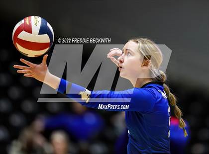 Thumbnail 2 in Lindsay vs. Windthorst (UIL 2A Final) photogallery.