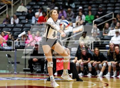 Thumbnail 3 in Lindsay vs. Windthorst (UIL 2A Final) photogallery.