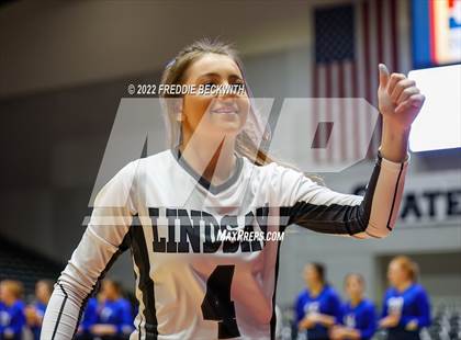 Thumbnail 3 in Lindsay vs. Windthorst (UIL 2A Final) photogallery.