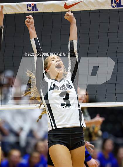 Thumbnail 3 in Lindsay vs. Windthorst (UIL 2A Final) photogallery.