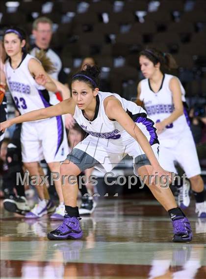 Thumbnail 1 in Knippa vs. Whitharral (UIL 1A Semifinal) photogallery.