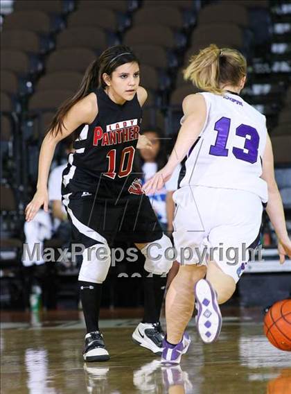 Thumbnail 1 in Knippa vs. Whitharral (UIL 1A Semifinal) photogallery.