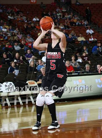 Thumbnail 3 in Knippa vs. Whitharral (UIL 1A Semifinal) photogallery.
